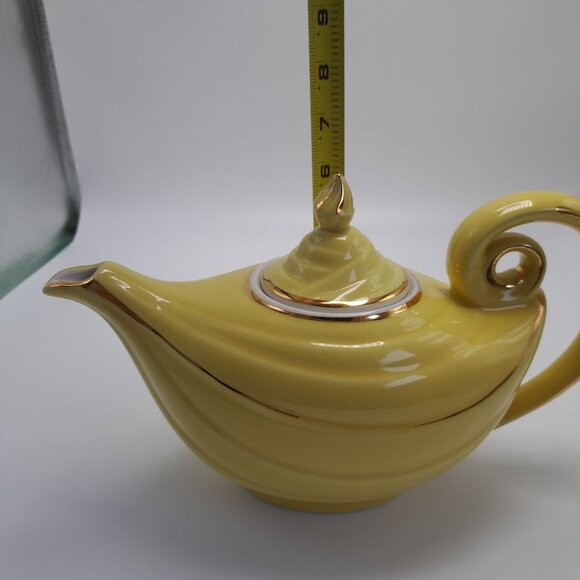 Hall Aladdin Genie Lamp Teapot Yellow Gold Trim Swirl Design Collectible Vintage - Picture 3 of 16